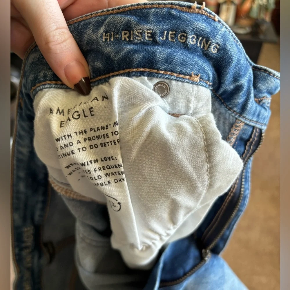 American Eagle Outfitters Light High Rise Jeggings - Picture 4 of 4